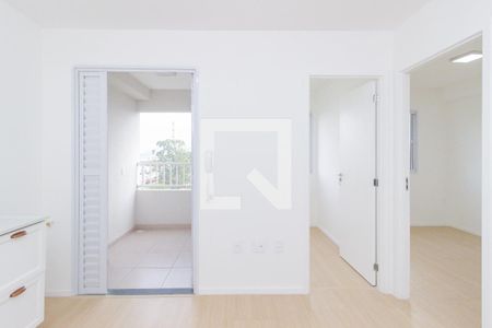 Sala de apartamento para alugar com 2 quartos, 29m² em Jardim Jaragua (sao Domingos), São Paulo
