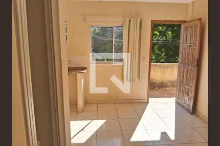 Sala/Quarto de kitnet/studio para alugar com 1 quarto, 25m² em Vargem Grande, Rio de Janeiro