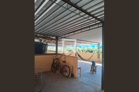 Área externa de kitnet/studio para alugar com 1 quarto, 25m² em Vargem Grande, Rio de Janeiro