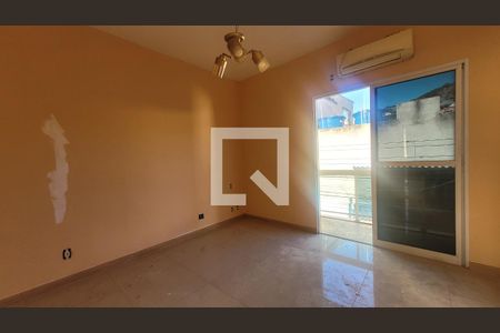 Quarto 1 Suite de casa para alugar com 3 quartos, 150m² em Campinho, Rio de Janeiro