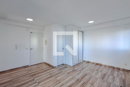 Sala/Quarto de kitnet/studio à venda com 1 quarto, 36m² em Liberdade, São Paulo