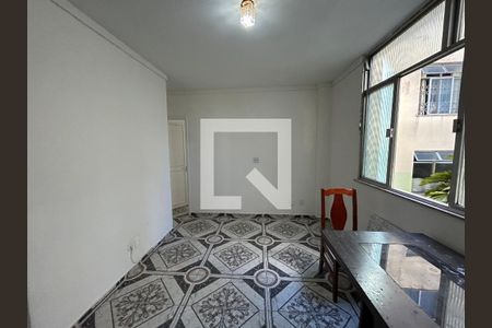 Sala de apartamento para alugar com 2 quartos, 60m² em Pilares, Rio de Janeiro
