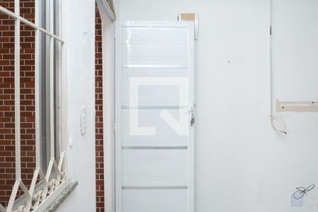 Sala de casa de condomínio para alugar com 2 quartos, 55m² em Ponto Chic, Nova Iguaçu