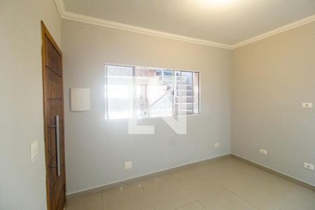 Sala de casa para alugar com 3 quartos, 120m² em Jardim Maria Beatriz, Carapicuíba