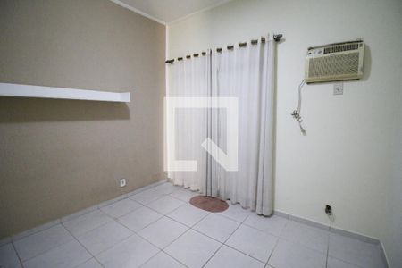 Suíte 1 de casa de condomínio para alugar com 4 quartos, 420m² em Taquara, Rio de Janeiro