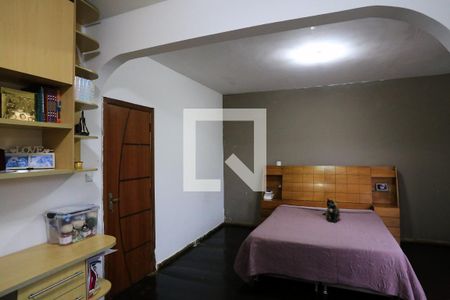 Suíte de casa à venda com 3 quartos, 384m² em Vera Cruz, Belo Horizonte