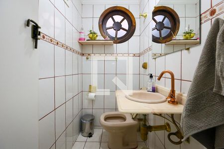 Lavabo de casa de condomínio para alugar com 3 quartos, 160m² em Vila Prel, São Paulo