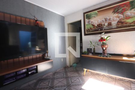 Casa à venda com 3 quartos, 144m² em Jardim Clara Regina, São Paulo