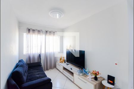 Sala de apartamento para alugar com 3 quartos, 69m² em Vila Leonor, Guarulhos