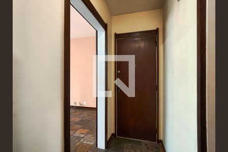 Entrada de apartamento para alugar com 3 quartos, 140m² em Tijuca, Rio de Janeiro