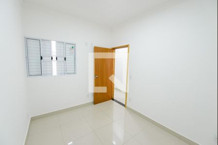 Quarto de casa para alugar com 2 quartos, 100m² em Piracangaguá, Taubaté
