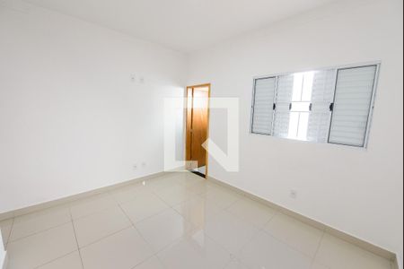 Suíte de casa para alugar com 2 quartos, 100m² em Piracangaguá, Taubaté
