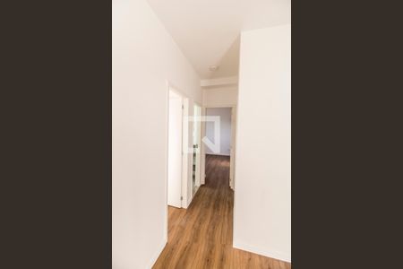Corredor de apartamento à venda com 3 quartos, 72m² em Jardim Maria Helena, Barueri
