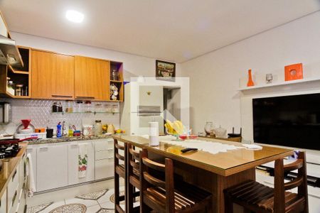 Sala e cozinha de casa à venda com 2 quartos, 110m² em Jardim Peri, São Paulo