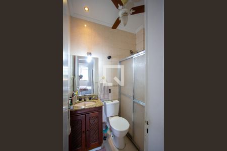 Banheiro de apartamento para alugar com 1 quarto, 60m² em Venda da Cruz, São Gonçalo