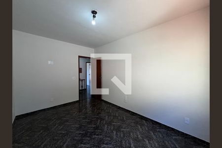 Quarto 1 de casa para alugar com 3 quartos, 209m² em Taquara, Rio de Janeiro