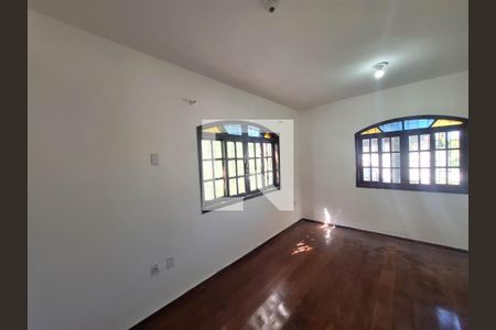 Quarto 1 de casa para alugar com 6 quartos, 400m² em Piratininga, Niterói