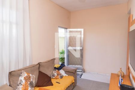 Casa à venda com 2 quartos, 136m² em Coelho Neto, Rio de Janeiro