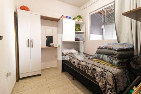 Quarto 1 de casa de condomínio à venda com 2 quartos, 47m² em Campo de Santana, Curitiba
