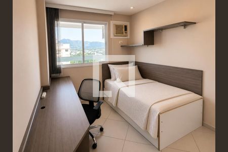 Quarto de apartamento para alugar com 2 quartos, 67m² em Recreio dos Bandeirantes, Rio de Janeiro