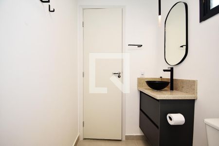 banheiro de kitnet/studio para alugar com 1 quarto, 37m² em Pinheiros, São Paulo