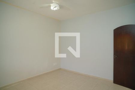 Quarto 1 de casa para alugar com 3 quartos, 211m² em Flamengo, Maricá