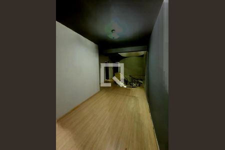 Casa à venda com 3 quartos, 315m² em Vila Vitória, Santo André