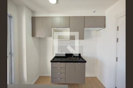 Sala / Cozinha de apartamento para alugar com 2 quartos, 35m² em Vila Nilo, São Paulo