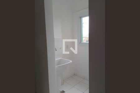 Banheiro de apartamento à venda com 2 quartos, 49m² em Jardim do Lago, Jundiaí
