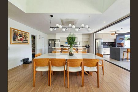 Casa à venda com 5 quartos, 400m² em Alphaville, Santana de Parnaíba