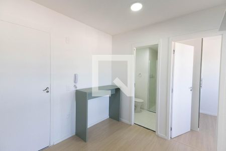 Sala / Cozinha de apartamento para alugar com 2 quartos, 29m² em Vila Nilo, São Paulo