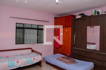 Casa à venda com 3 quartos, 268m² em Vila Ema, São Paulo