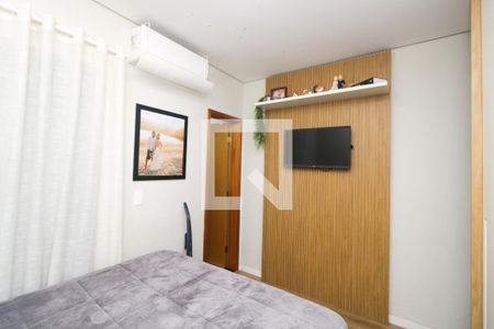 Suíte de casa à venda com 3 quartos, 130m² em Vila Curuçá, Santo André