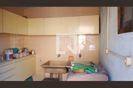 Casa à venda com 3 quartos, 165m² em Jardim Santa Helena, São Paulo