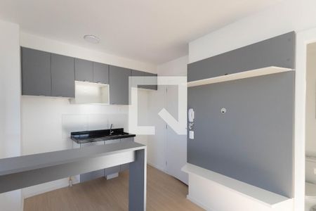 Sala / Cozinha  de apartamento para alugar com 2 quartos, 35m² em Vila Nilo, São Paulo