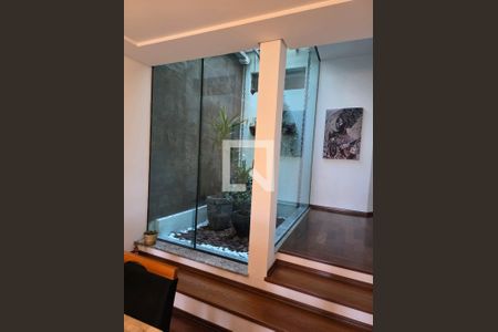 Sala de casa à venda com 3 quartos, 280m² em Bairro dos Casa, São Bernardo do Campo