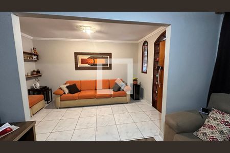 Casa à venda com 3 quartos, 125m² em Jardim Ubirajara, São Paulo