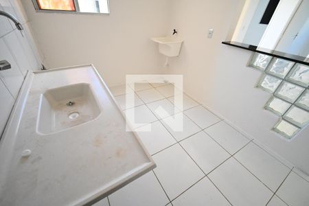 Cozinha de apartamento à venda com 2 quartos, 45m² em Condomínio Resindencial Marata, Goiânia