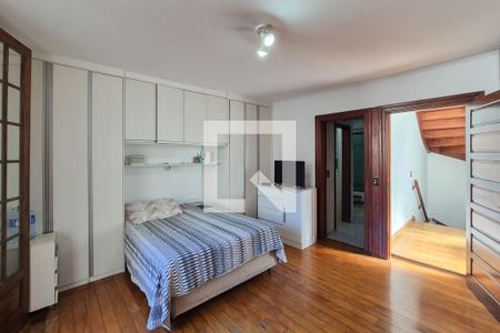 Suíte  de casa à venda com 3 quartos, 241m² em Parque Terra Nova Ii, São Bernardo do Campo