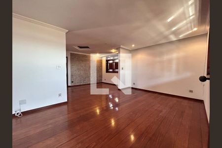 Casa para alugar com 5 quartos, 360m² em Serrano, Belo Horizonte