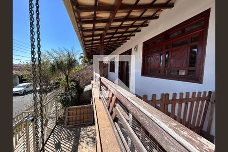 Casa para alugar com 5 quartos, 360m² em Serrano, Belo Horizonte