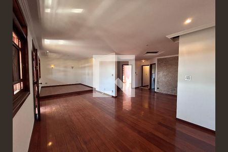 Casa para alugar com 5 quartos, 360m² em Serrano, Belo Horizonte