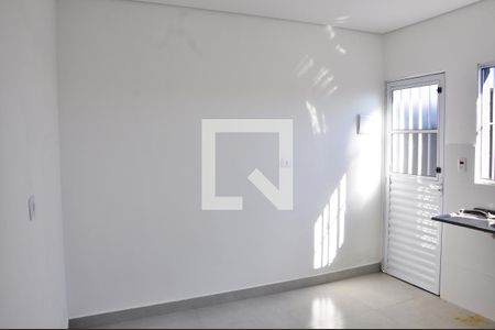 Detalhe - Sala e Cozinha de apartamento à venda com 1 quarto, 28m² em Vila Zat, São Paulo