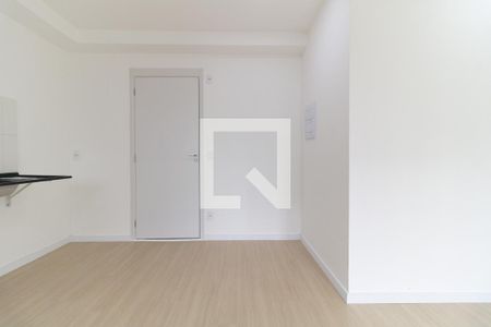 Sala de apartamento para alugar com 2 quartos, 37m² em Parque Bristol, São Paulo