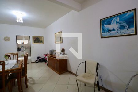 Sala de casa de condomínio para alugar com 4 quartos, 225m² em Jardim Placaford, Salvador