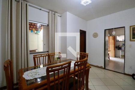 Sala de casa de condomínio para alugar com 4 quartos, 225m² em Jardim Placaford, Salvador