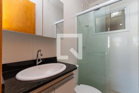 Banheiro Social de apartamento para alugar com 2 quartos, 50m² em Vila Nova Mazzei, São Paulo