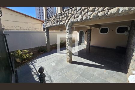 Área externa de casa à venda com 3 quartos, 268m² em Concórdia, Belo Horizonte