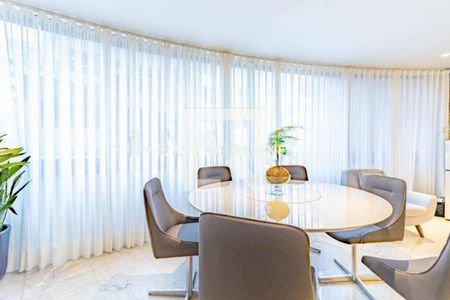 Apartamento à venda com 4 quartos, 150m² em Funcionários, Belo Horizonte