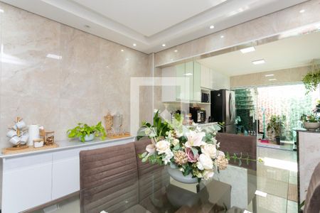 Sala de Jantar de casa para alugar com 3 quartos, 2000m² em Vila Carmosina, São Paulo